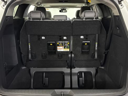 Used 2026 Toyota Sienna XLE FWD image 43