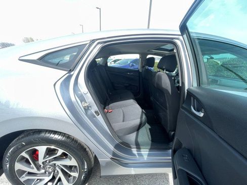 Used 2017 Honda Civic EX image 16