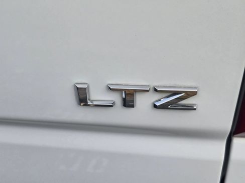 Used 2021 Chevrolet Silverado 1500 LTZ w/ LTZ Premium Texas Edition AWD/4WD image 7