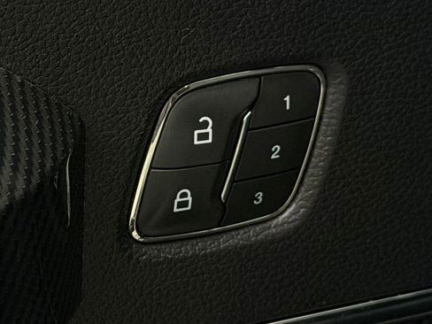 Used 2019 Ford F150 Lariat w/ Equipment Group 501A Mid image 28