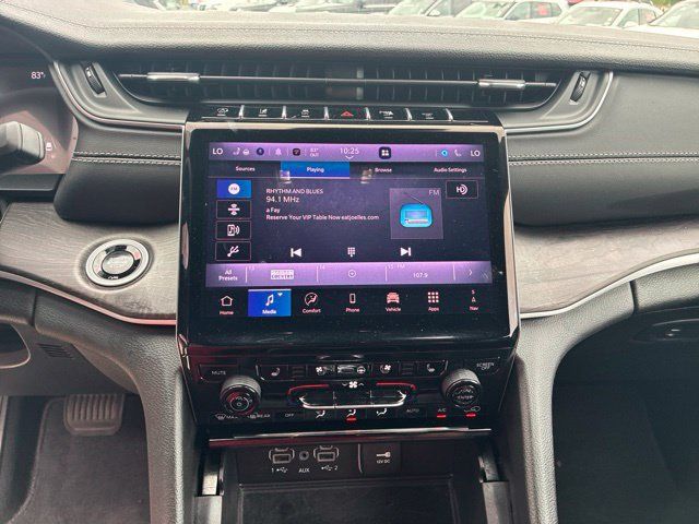 Used 2025 Jeep Grand Cherokee L Limited w/ Luxury Tech Group II RWD image 25
