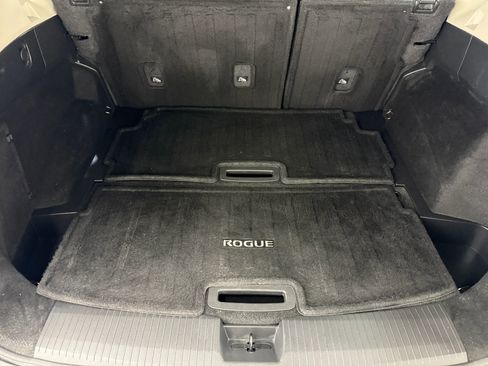 Used 2023 Nissan Rogue SL w/ SL Premium Package image 63