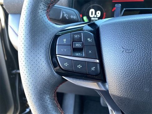 Used 2025 Ford Explorer ST-Line image 29