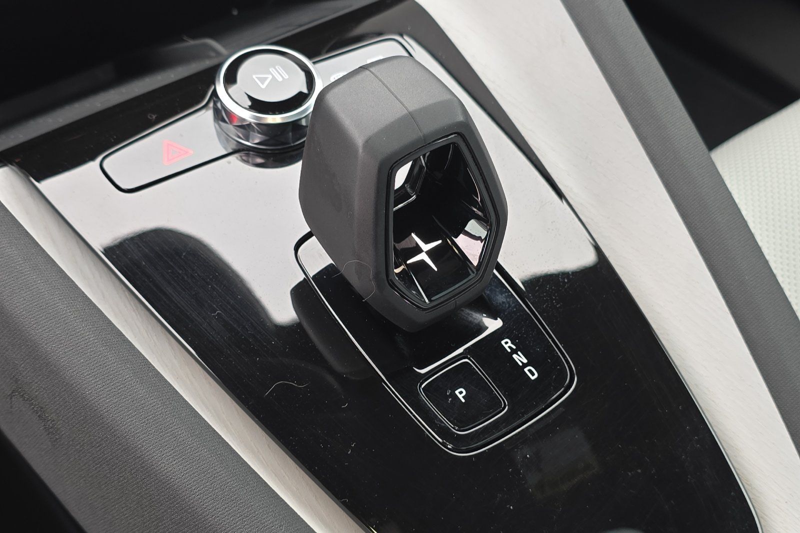 Used 2024 Polestar Polestar 2 AWD/4WD image 23