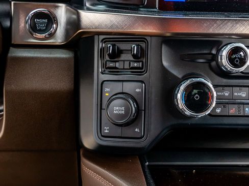 Used 2023 Ford F350 King Ranch w/ Chrome Package image 22