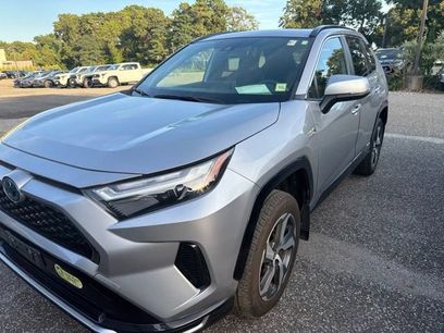 Used 2024 Toyota RAV4 SE w/ Weather & Moonroof Package