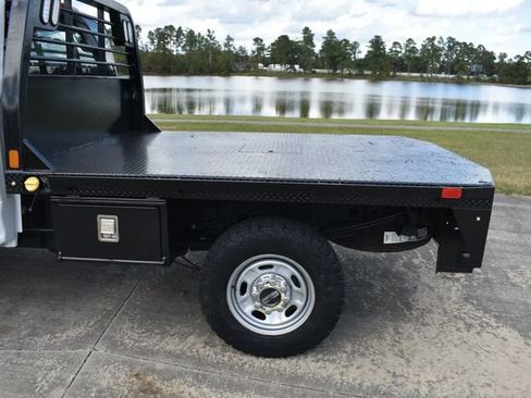 Used 2019 Ford F250 XL w/ Power Equipment Group image 8