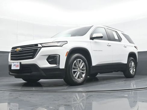 Used 2023 Chevrolet Traverse LT image 26
