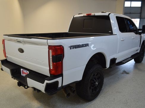 Used 2023 Ford F250 Lariat w/ Lariat Ultimate Package image 3