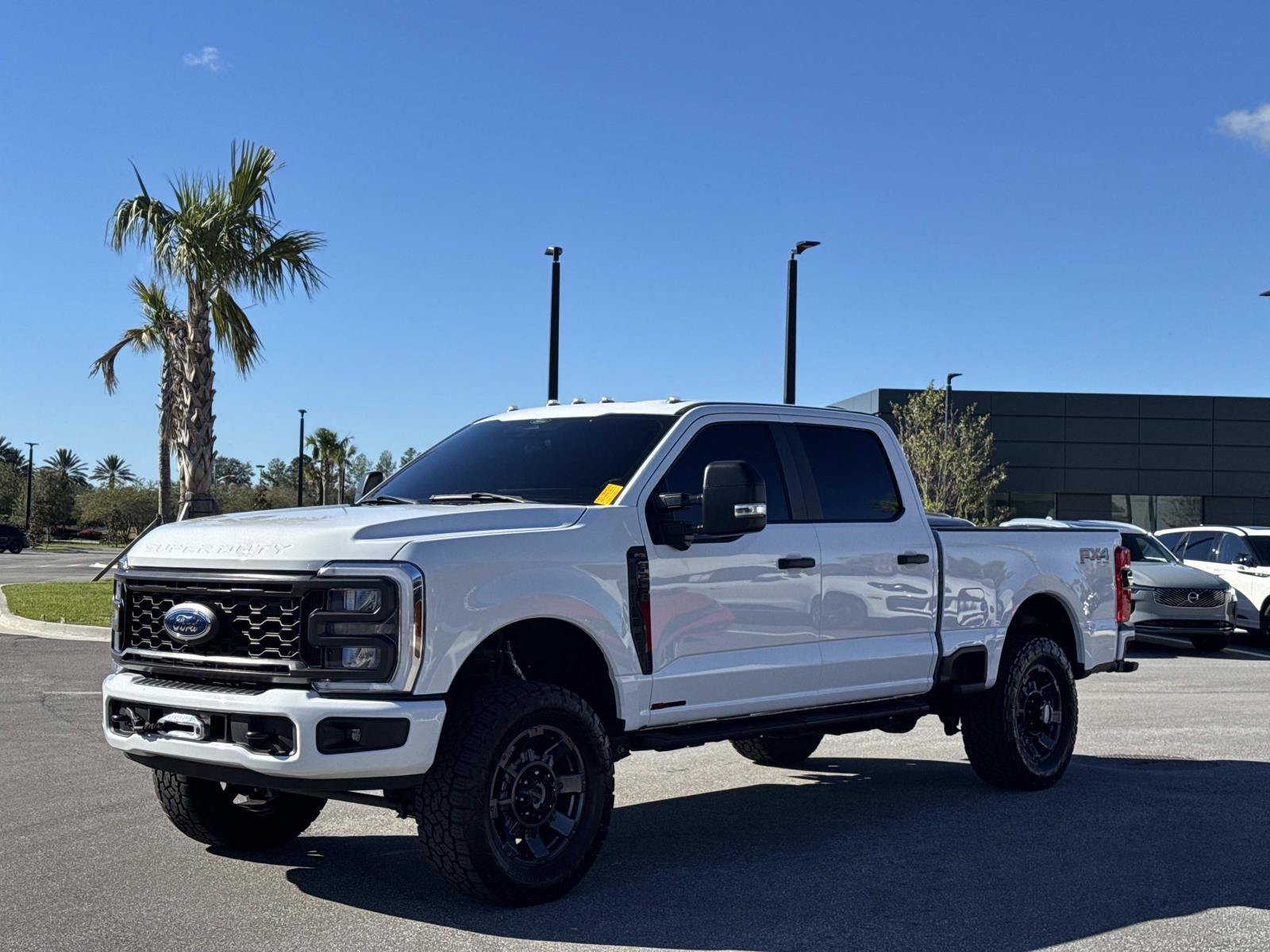 Used 2024 Ford F250 XL w/ STX Appearance Package AWD/4WD image 7