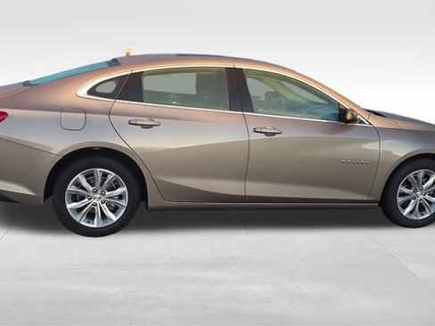 Certified 2024 Chevrolet Malibu LT FWD image 10