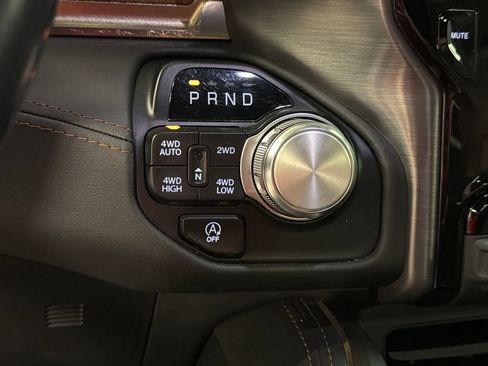 Used 2021 RAM 1500 Limited w/ Body Color Bumper Group AWD/4WD image 41
