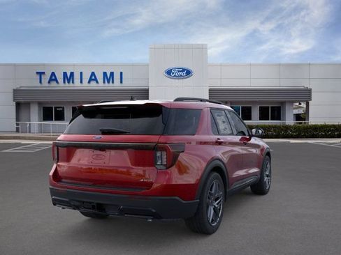 New 2026 Ford Explorer ST-Line w/ ST-Line Street Pack AWD/4WD image 8