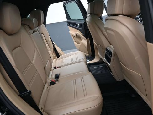 Used 2019 Porsche Cayenne AWD/4WD image 33