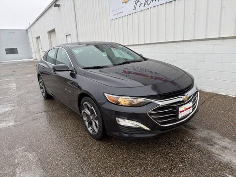 Certified 2023 Chevrolet Malibu LT w/ Driver Confidence Package image 4