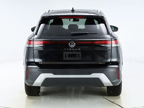 New 2026 Volkswagen Tiguan SE AWD/4WD image 8