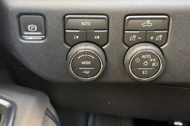 New 2026 Chevrolet Silverado 1500 RST w/ RST Select Package AWD/4WD image 30