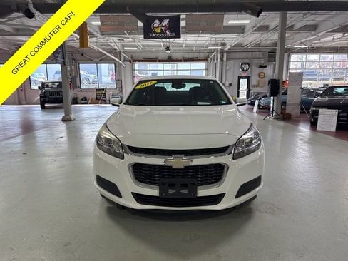 Used 2016 Chevrolet Malibu Limited LT FWD image 8
