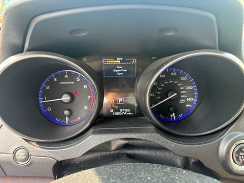 Used 2015 Subaru Outback 2.5i Limited AWD/4WD image 14