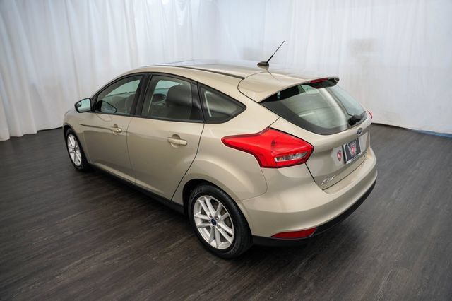 Used 2016 Ford Focus SE FWD image 11