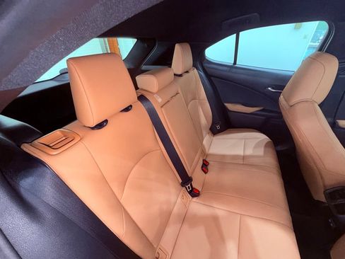 Certified 2023 Lexus UX 250h FWD w/ Accessory Package (Z1) image 16