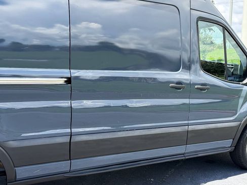 Used 2020 Ford Transit 250 148 High Roof Extended RWD image 22