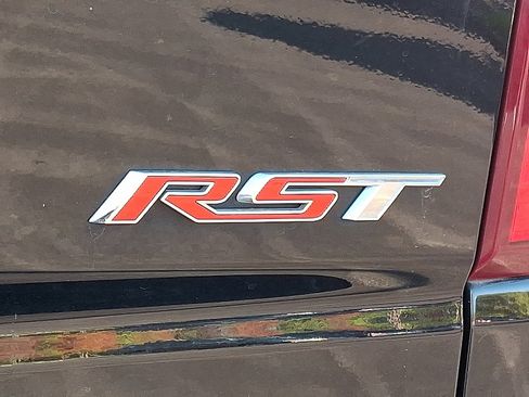 Used 2022 Chevrolet Silverado 1500 RST image 29