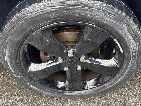 Used 2015 Jeep Grand Cherokee Altitude AWD/4WD image 37