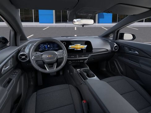 New 2026 Chevrolet Equinox EV LT w/ Comfort Package FWD image 15