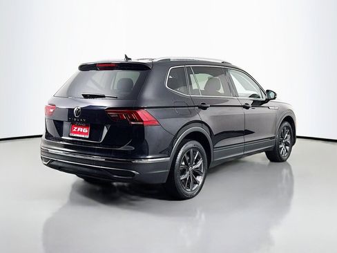Used 2022 Volkswagen Tiguan SE image 5