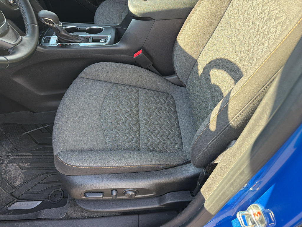 Used 2024 Chevrolet Equinox LT AWD/4WD image 10