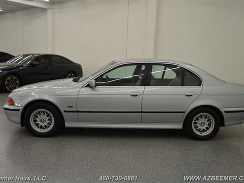 Used 1997 BMW 528i Sedan image 4