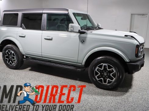 Used 2023 Ford Bronco Outer Banks image 6