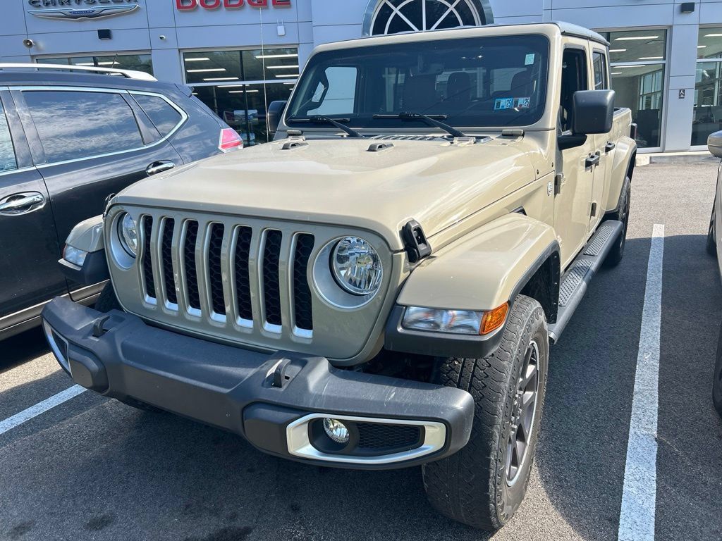 Used 2022 Jeep Gladiator Overland w/ Popular Equipment Package AWD/4WD image 4