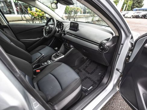Used 2019 Toyota Yaris L FWD image 26
