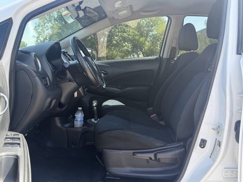 Used 2017 Nissan Versa Note SV FWD image 11