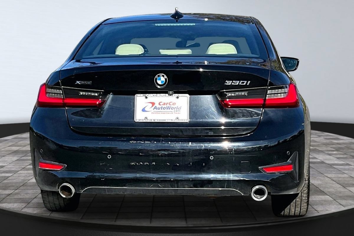 Used 2020 BMW 330i xDrive Sedan w/ Premium Package AWD/4WD image 5
