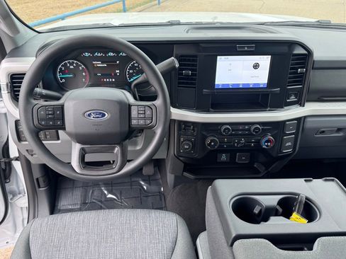 New 2026 Ford F250 XLT w/ FX4 Off-Road Package AWD/4WD image 20