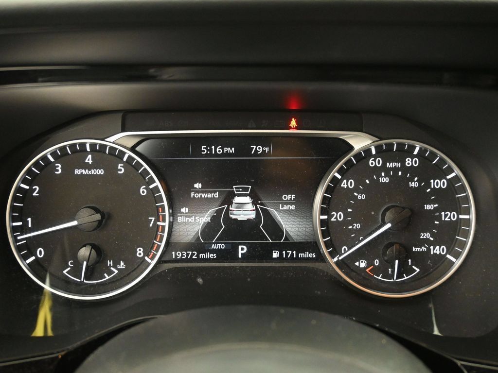 Used 2025 Nissan Pathfinder Rock Creek AWD/4WD image 11
