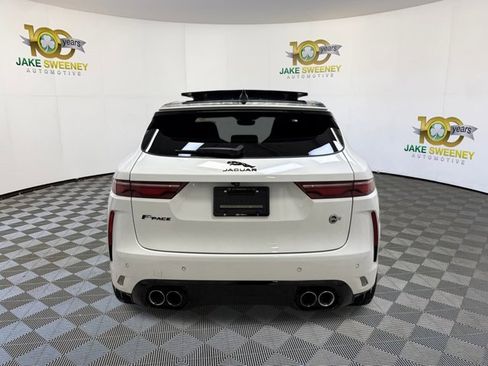 Used 2023 Jaguar F-PACE SVR image 9