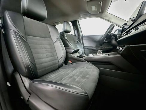 Used 2024 Mitsubishi Outlander SE AWD/4WD image 33