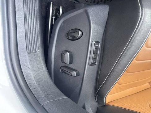 Used 2024 Volkswagen Jetta SEL FWD image 25