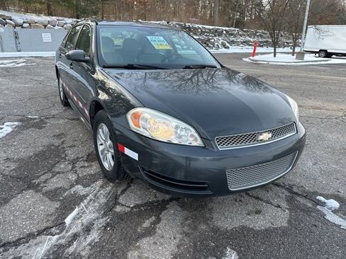 Used 2013 Chevrolet Impala LS image 3