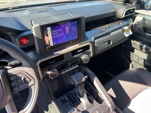 New 2025 Toyota Tacoma TRD Off-Road AWD/4WD image 29