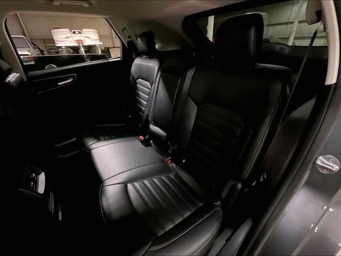 Certified 2024 Ford Edge SEL AWD/4WD image 24