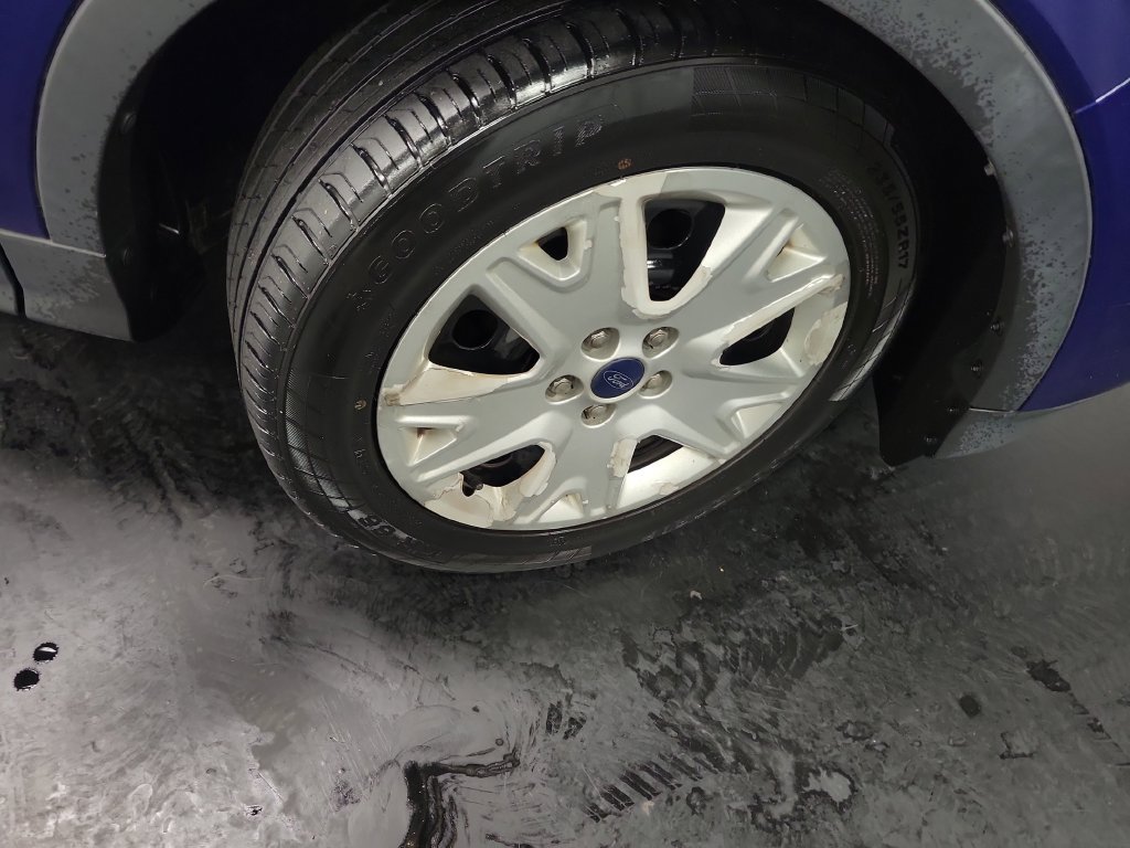 Used 2013 Ford Escape S FWD image 11