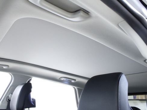 Used 2023 Kia Sportage SX image 32