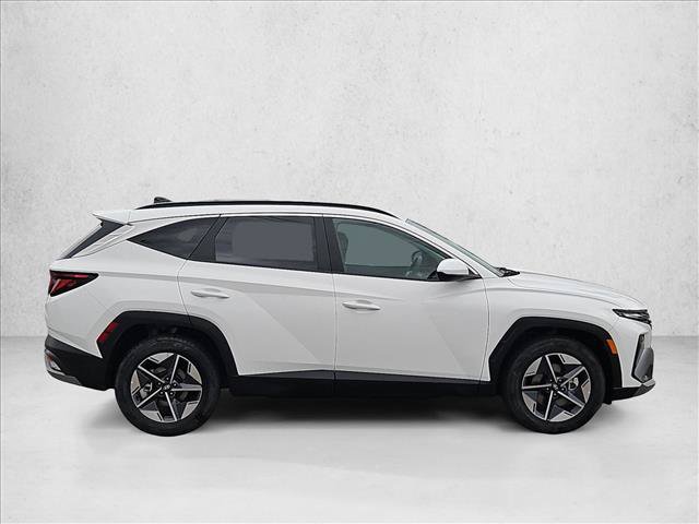 Used 2025 Hyundai Tucson SEL FWD image 4