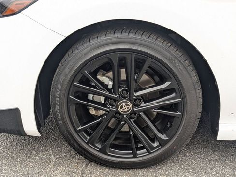 Used 2025 Toyota Camry SE image 29