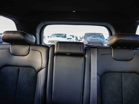 New 2026 Jeep Grand Cherokee Altitude RWD image 27